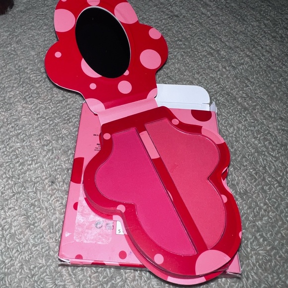 New revolution Disney Minnie Mouse blush - Picture 4 of 8